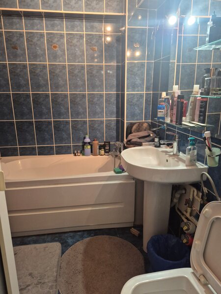 Crangasi, 2 minute metrou